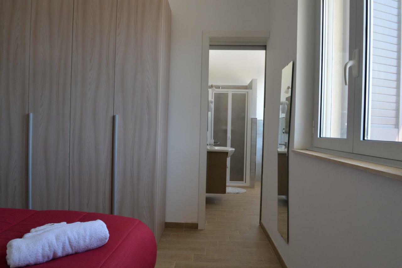 B&B Lara Santola Corato Bagian luar foto