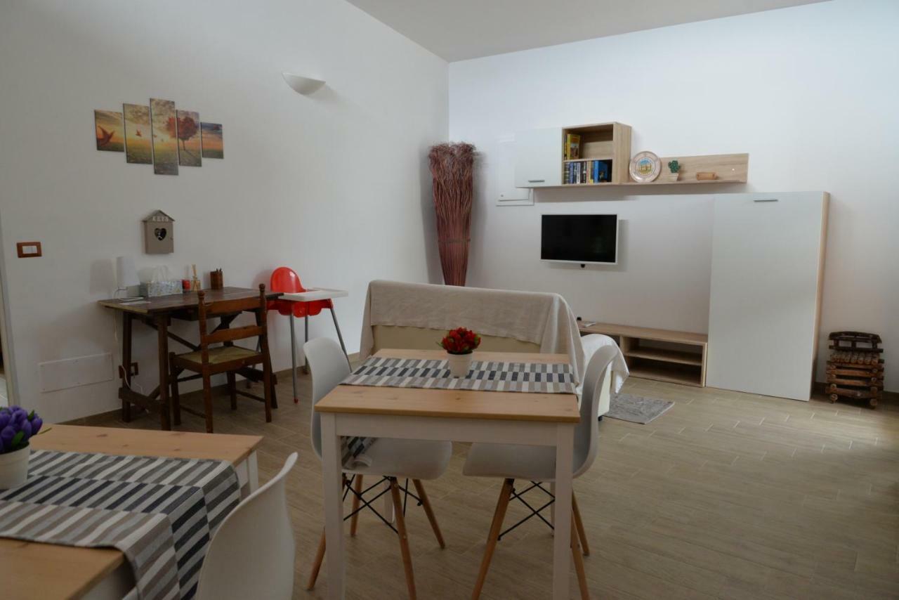 B&B Lara Santola Corato Bagian luar foto