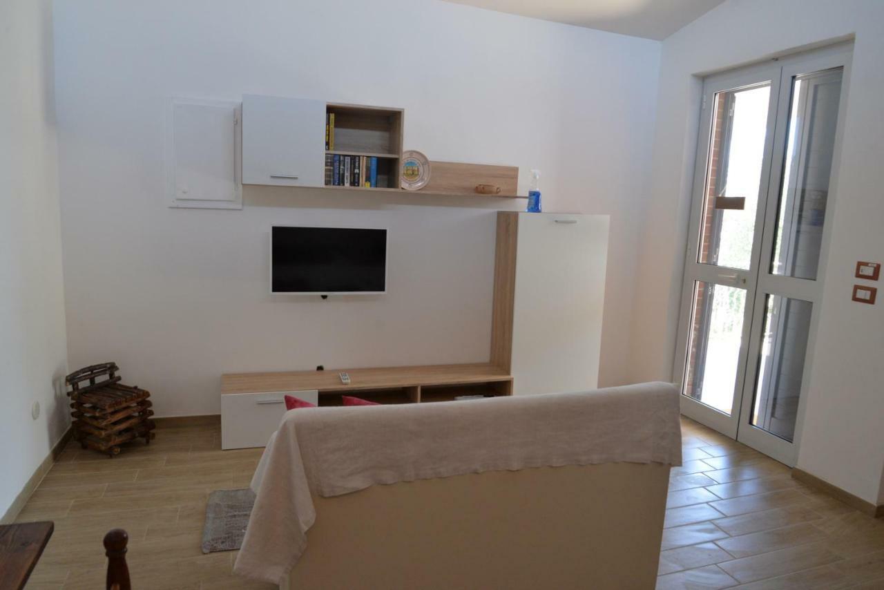 B&B Lara Santola Corato Bagian luar foto